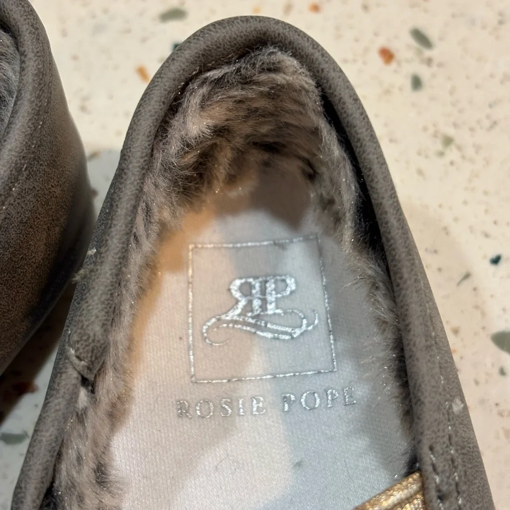 Baby Infant‎ Rosie Pope Gray Cat Face Slippers